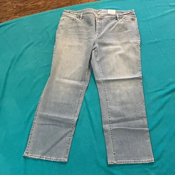 Style & Co. Medium Blue Straight Leg Jeans - Picture 1 of 7